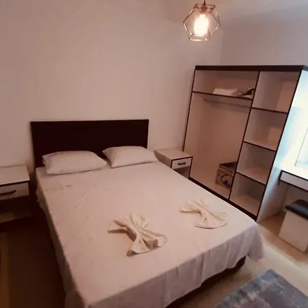 Circle Suits Apartment Side
